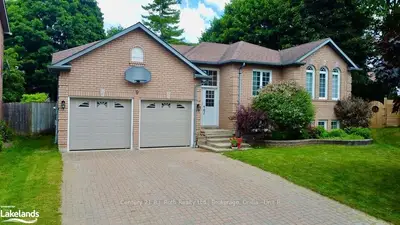 9 Ashton Street, Orillia, On L3v 7v5