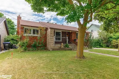 640 Ste Marie Street, Collingwood, On L9y 3l3