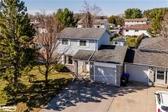 20 Jennings Drive, Penetanguishene, On L9m 1k2