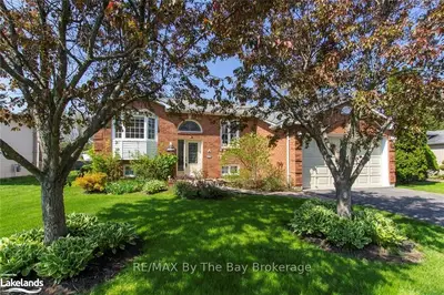 12 Evergreen Crescent, Wasaga Beach, On L9z 1b6