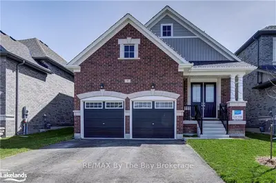 9 Simona Avenue, Wasaga Beach, On L9z 0l5