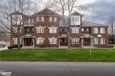 23 Raglan Street 11, Collingwood, On L9y 5j5