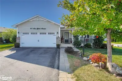 97 New York Avenue, Wasaga Beach, On L9z 3a8