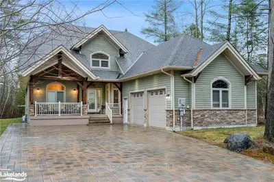 111 Earl Street, Wasaga Beach, On L9z 2p5