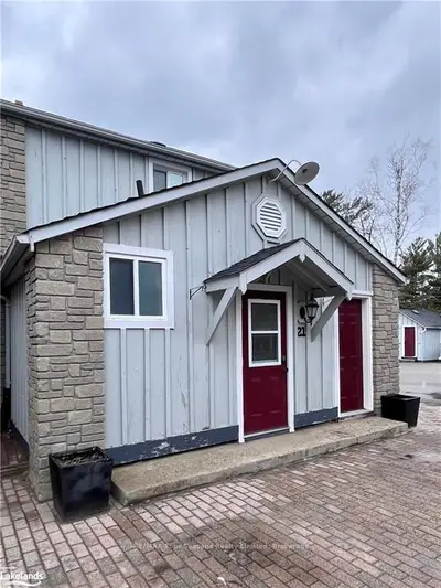 891 River Road W 21, Wasaga Beach, On L9z 2k8