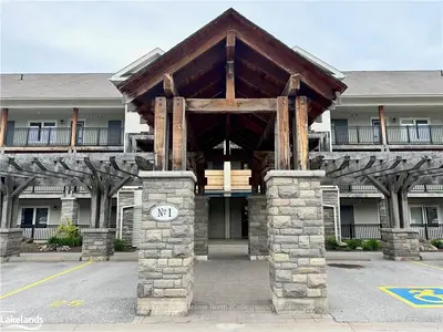 1 Brandy Lane Drive 304, Collingwood, On L9y 0x4
