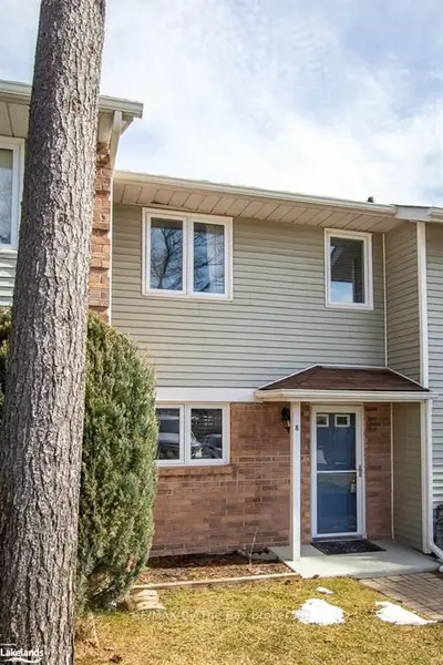 39 28th Street S 8, Wasaga Beach, On L9z 2e4