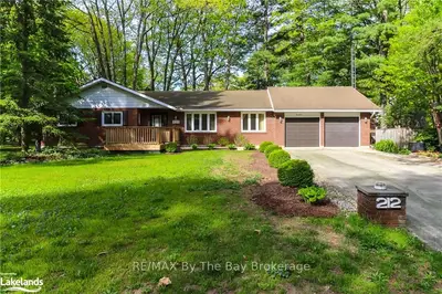 212 39th Street S, Wasaga Beach, On L9z 1s3