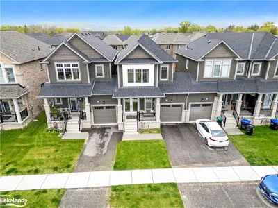 18 Albany Street, Collingwood, On L9y 3v3
