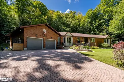 157 Gilwood Park Drive, Penetanguishene, On L9m 1z3