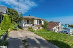 718 BAY Street, Midland, ON L4R 1M2