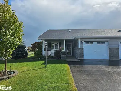 157 New York Avenue, Wasaga Beach, On L9z 3a8