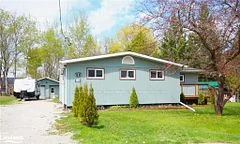 238 Poplar Avenue, Tay, On L0k 1r0