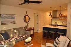 27 Dawson Drive 126, Collingwood, On L9y 5b4