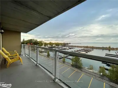 9 Harbour Street E 4100 & 4102, Collingwood, On L9y 5c5