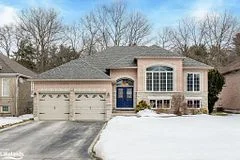 30 FOXWOOD Crescent, Wasaga Beach, ON L9Z 1M6