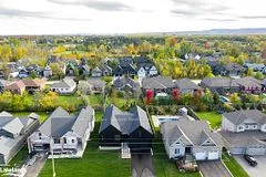 90 FINDLAY Drive, Collingwood, ON L9Y 0G2