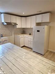 24 Harbour Crescent B, Wasaga Beach, On L9z 1g4