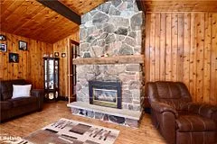 3360 Triple Bay Road, Tay, On L0k 1r0