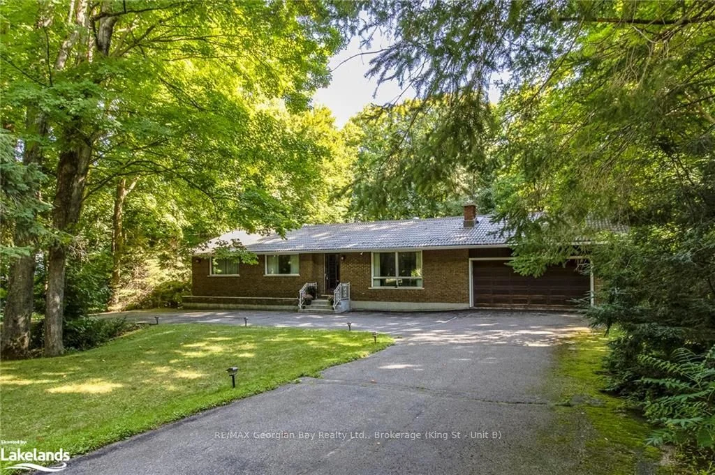 105 Gilwood Park Drive, Penetanguishene, On L9m 1z1