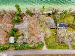 1069 Woodland Drive, Oro-medonte, On L3v 6h1