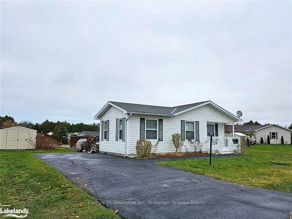 22 ST JAMES Place, Wasaga Beach, ON L9Z 3A8