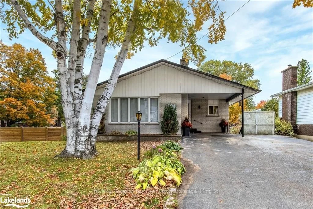 25 Viel Street, Penetanguishene, On L9m 1j1