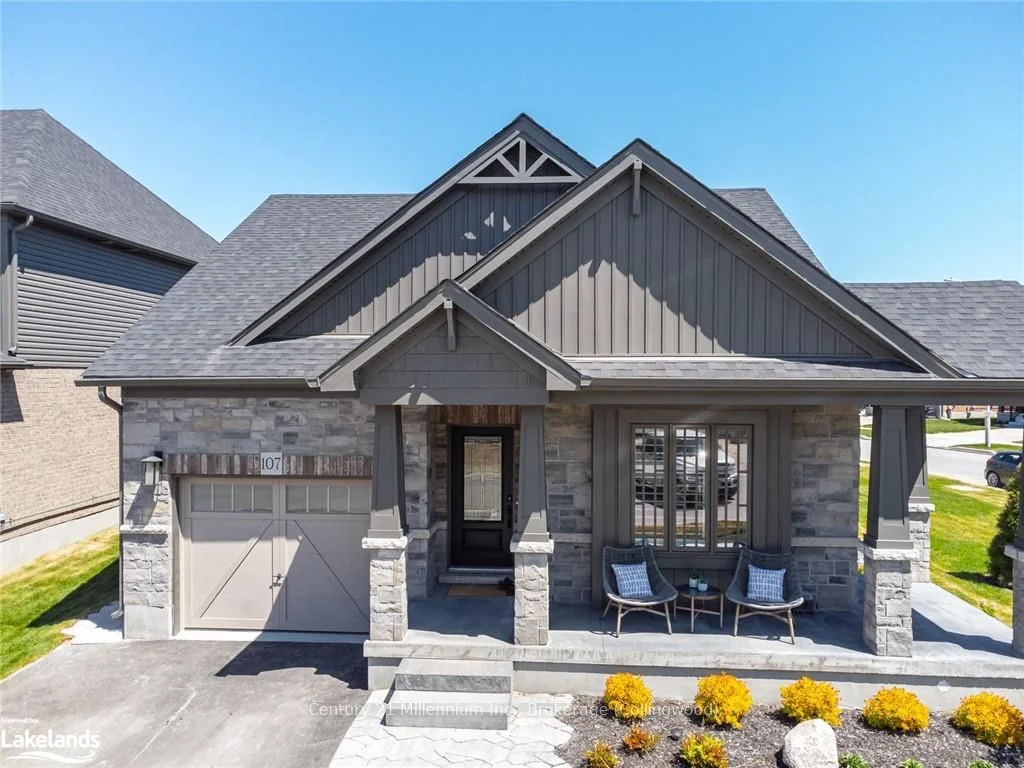 107 Plewes Drive, Collingwood, On L9y 3b7