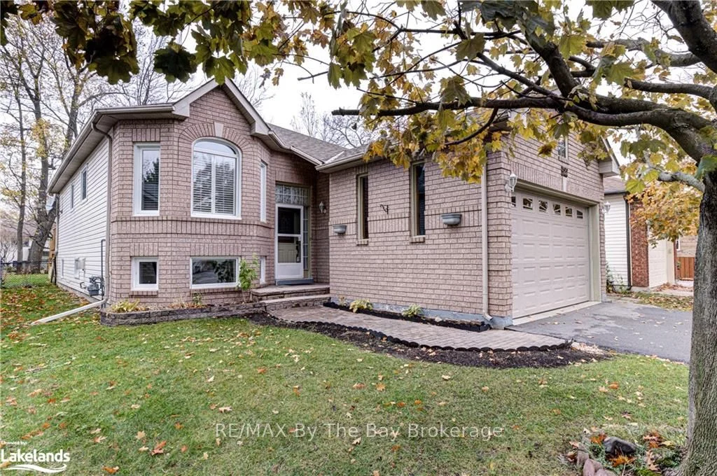 122 DYER Drive, Wasaga Beach, ON L9Z 1M1