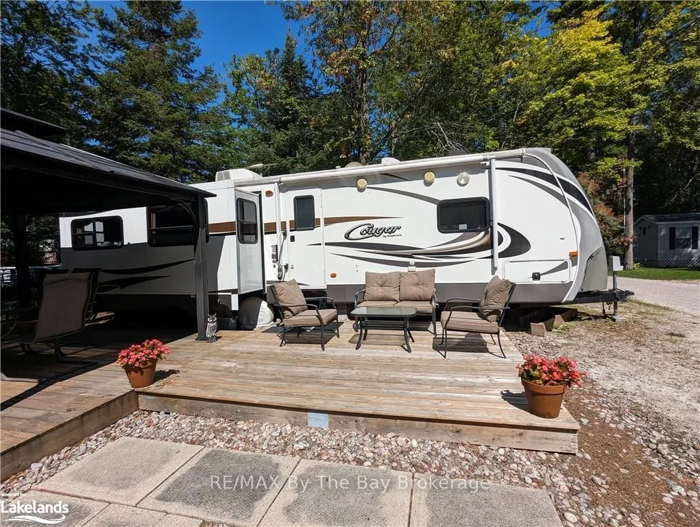 85 THEME PARK Drive 120, Wasaga Beach, ON L9Z 1X7