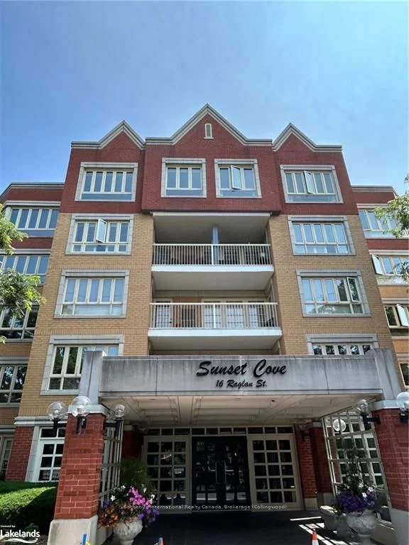 16 Raglan Street 203, Collingwood, On L9y 4y2
