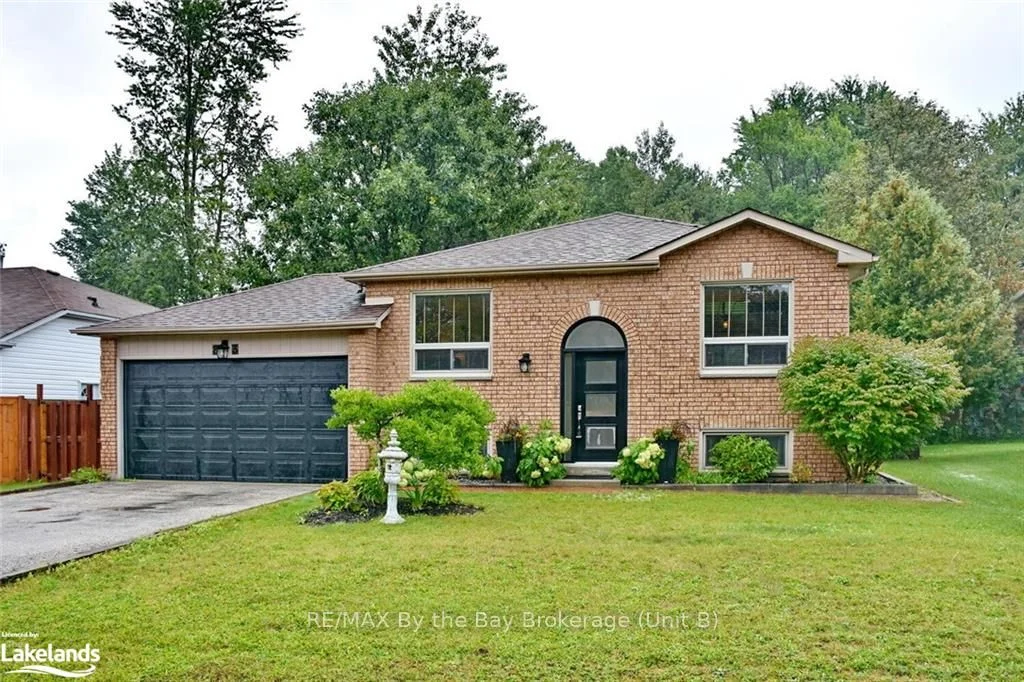 83 ROYAL BEECH Drive, Wasaga Beach, ON L9Z 1H5