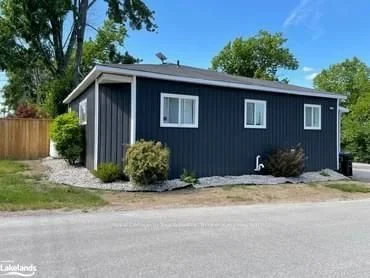294 Woodlands Avenue, Tay, On L0k 1r0