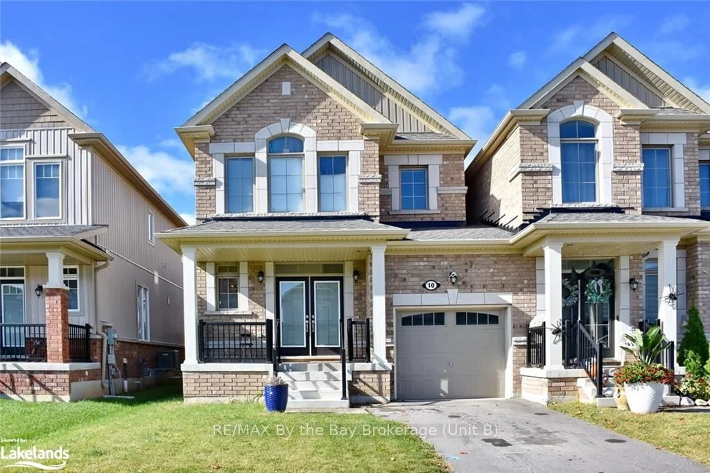 10 Barfoot Street, Collingwood, On L9y 0g7