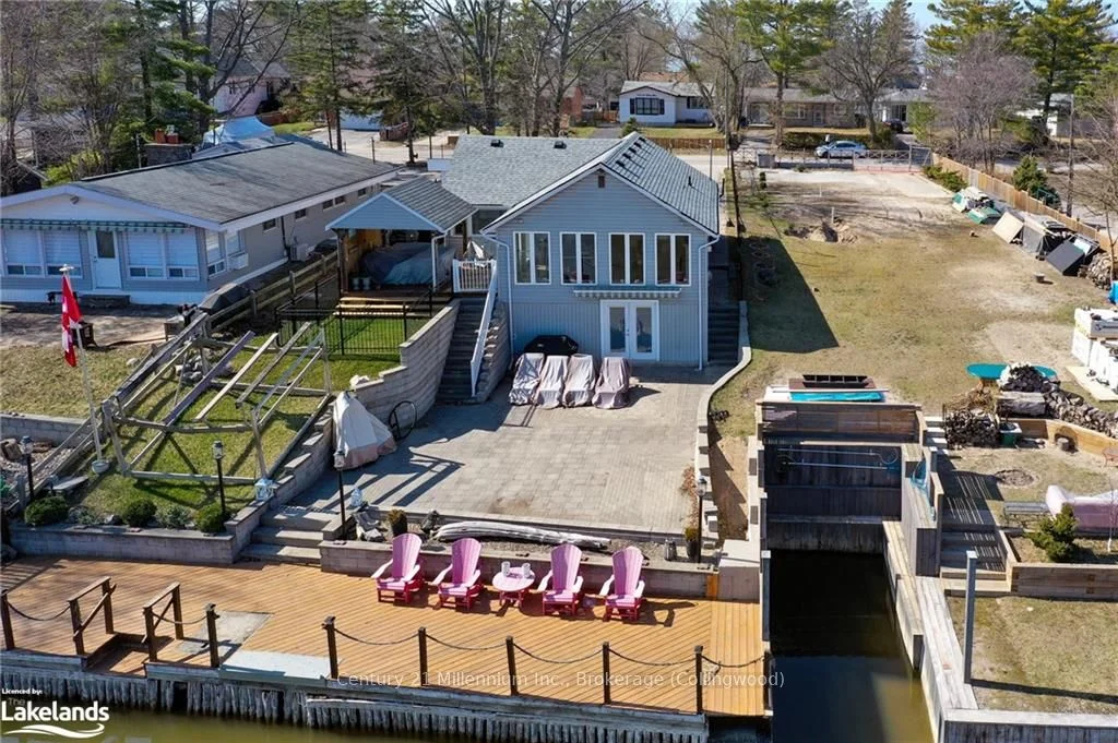 245 OLD MOSLEY Street, Wasaga Beach, ON L9Z 2H8