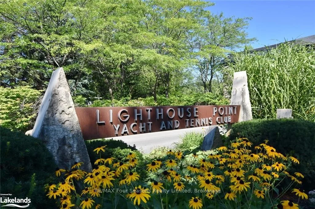 693 Johnston Park Avenue 18, Collingwood, On L9y 5c7