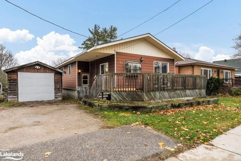 139 Poyntz Street, Penetanguishene, On L9m 1p5