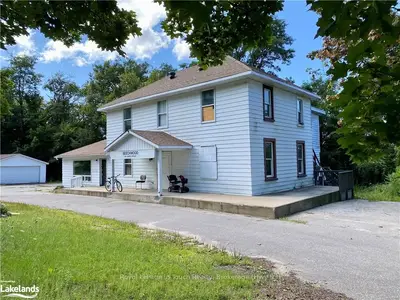 58 CHURCH Street, Penetanguishene, ON L9M 1B3