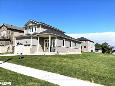29 AUTUMN Drive, Wasaga Beach, ON L9Z 0K7