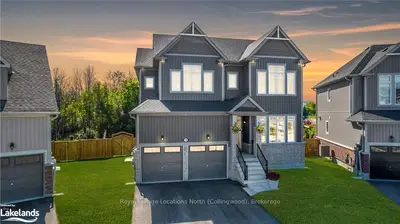 18 KIRBY Avenue, Collingwood, ON L9Y 3W8