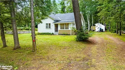 20 50TH Street S, Wasaga Beach, ON L9Z 1X5