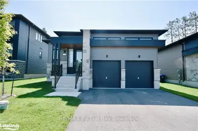 129 BERKELY Street, Wasaga Beach, ON L9Z 2N5