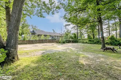 LOT 2 38 LAIDLAW Street, Wasaga Beach, ON L9Z 2L2