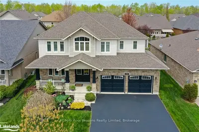 84 CONNOR Avenue, Collingwood, ON L9Y 5L2