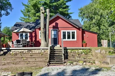 164 MELROSE Avenue, Wasaga Beach, ON L9Z 2T2