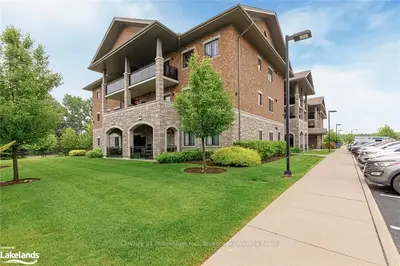 1 CHAMBERLAIN Crescent 108, Collingwood, ON L9Y 0X7