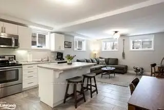 30 FINDLAY Drive, Collingwood, ON L9Y 0G6