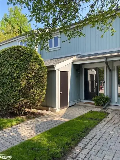 125 FAIRWAY Crescent, Collingwood, ON L9Y 5B4