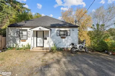 44 FITTONS Road E, Orillia, ON L3V 2J3