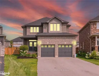31 LOCKERBIE Crescent, Collingwood, ON L9Y 0Y9